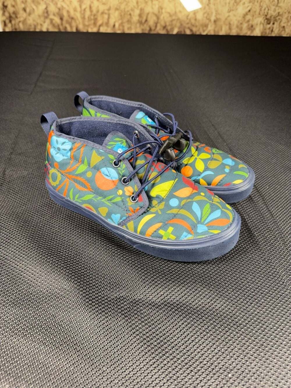People Footwear x Poler Quilted Mid-Top Sneakers Size 6/W8